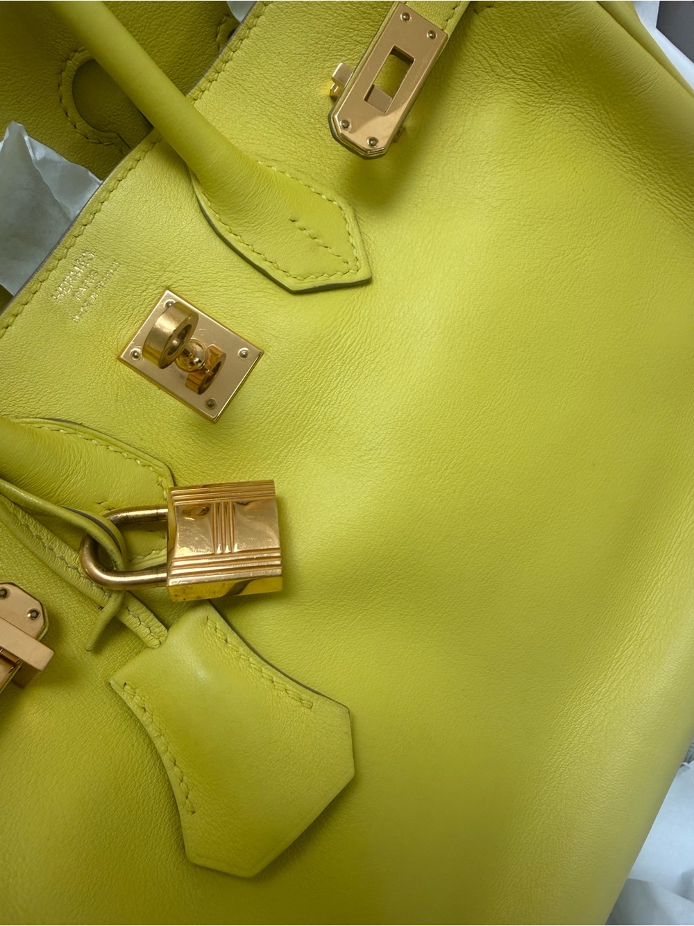 Hermes Yellow Birkin 25 with Gold Hardware - Picture 3 of 9